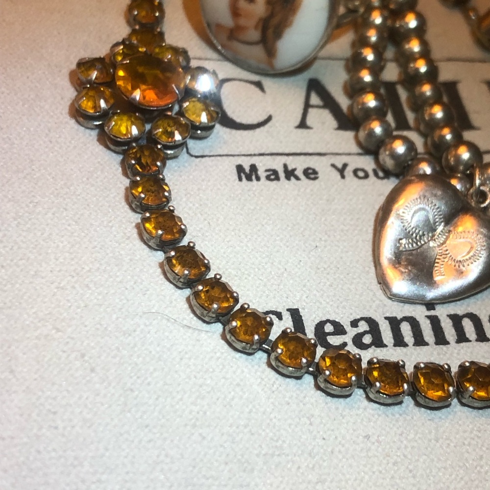 Antique jewelry.Paste, sterling, portrait. - Picture 12 of 16